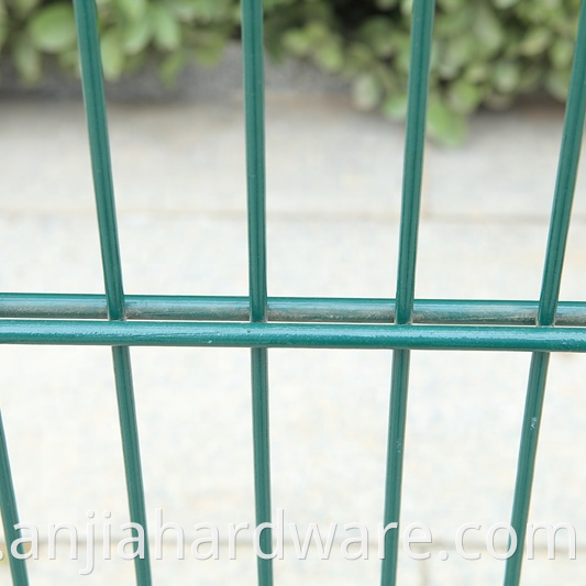 double wire welded mesh fence 